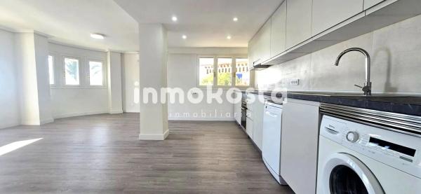 Piso en pasaje Rosaleda