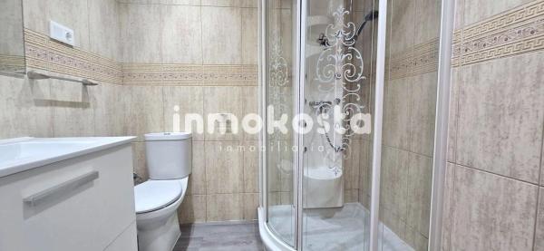 Piso en pasaje Rosaleda