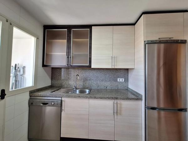 Piso en calle Presidente Adolfo Suárez