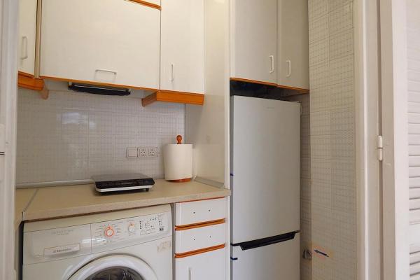 Estudio en avenida Ametlla de Mar, 18