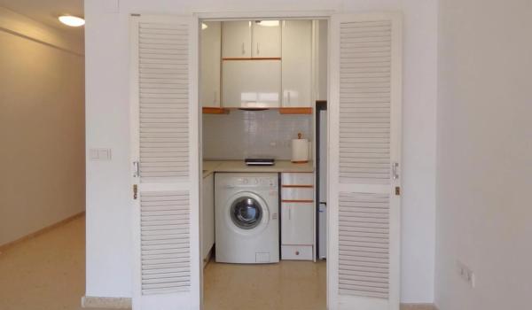 Estudio en avenida Ametlla de Mar, 18