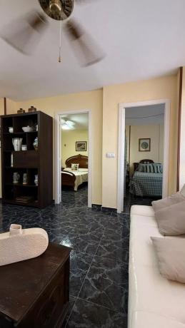 Piso en calle de Viena