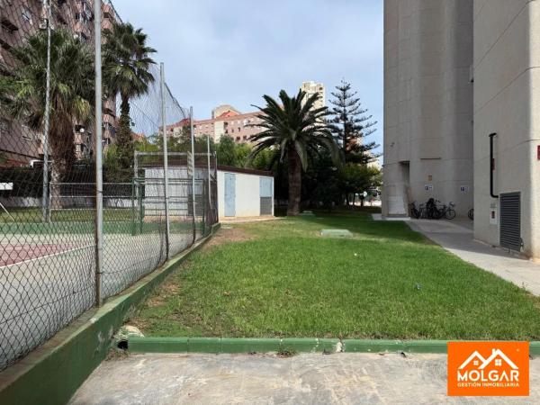 Piso en calle del Esperanto, 23