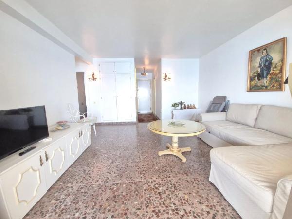 Piso en avenida de Madrid