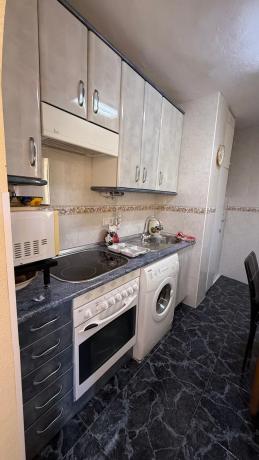 Piso en calle de Viena, 6