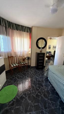 Piso en calle de Viena, 6