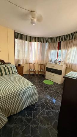 Piso en calle de Viena, 6