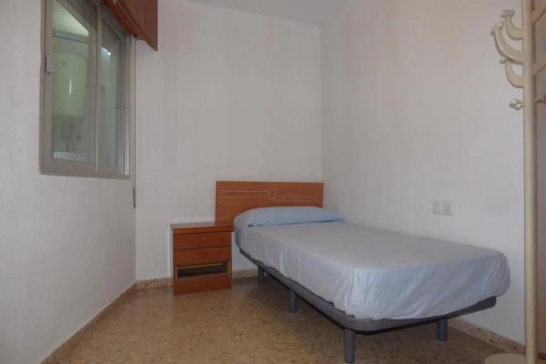 Piso en avenida Mare de Déu del Sofrat