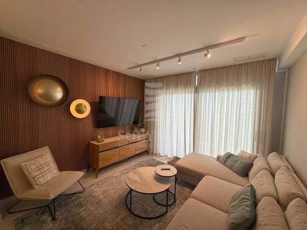 Piso en avenida República Argentina, 17