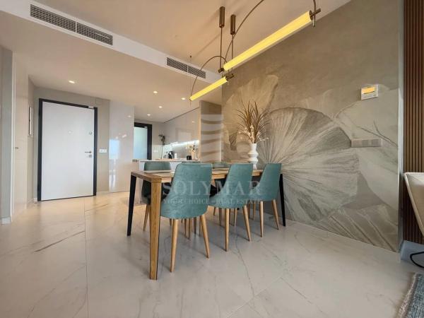 Piso en avenida República Argentina, 17