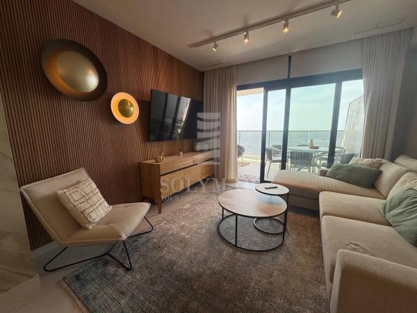 Piso en avenida República Argentina, 17