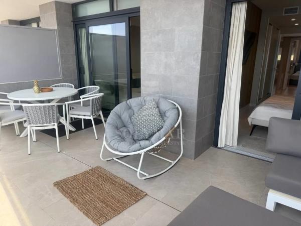 Piso en avenida República Argentina, 17