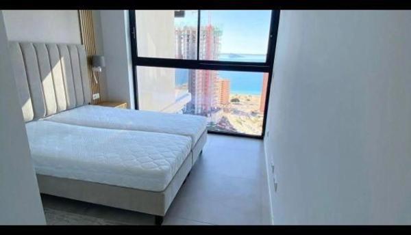 Piso en calle Presidente Adolfo Suárez