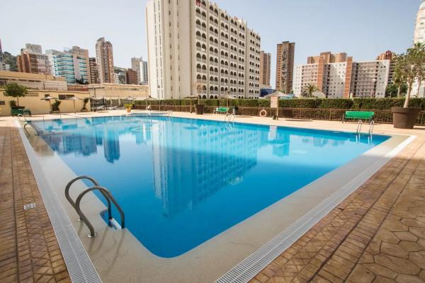 Estudio en avenida Juan Fuster Zaragoza, 3