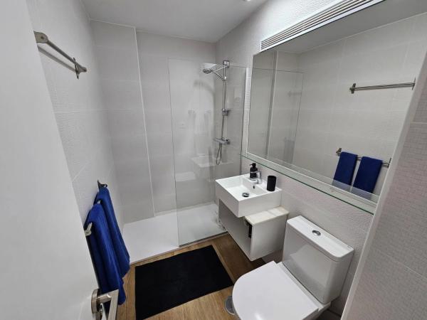 Estudio en avenida Juan Fuster Zaragoza, 3