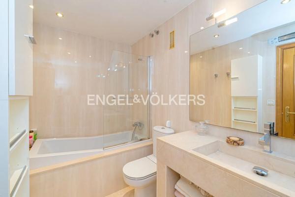 Dúplex en avenida Ametlla de Mar, 17