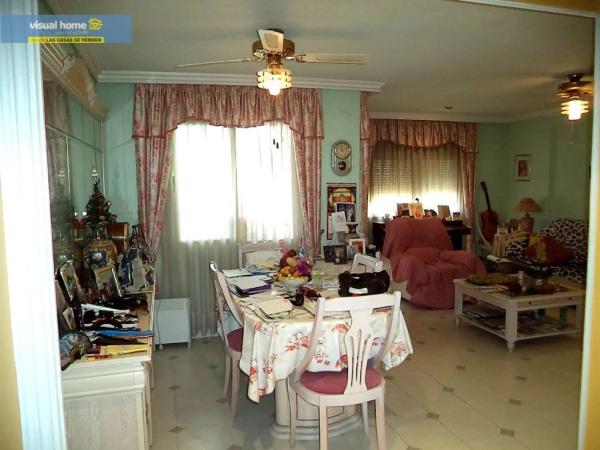 Piso en Barrio Zona Rincón Bajo