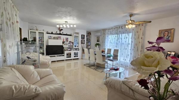 Piso en Pueblo Levante