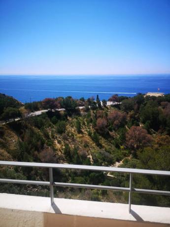 Dúplex en calle Sierra Dorada