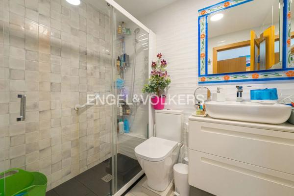 Piso en calle Presidente Adolfo Suárez, 20