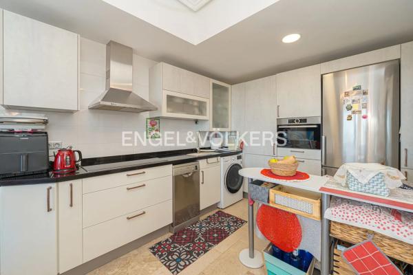 Piso en calle Presidente Adolfo Suárez, 20