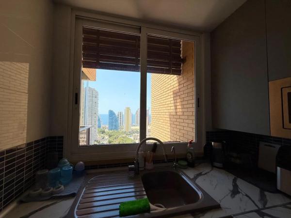 Piso en calle Presidente Adolfo Suárez, 12