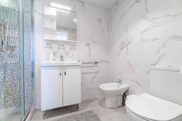 Piso en calle de Bonn, 4