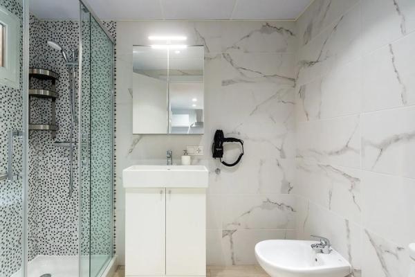 Piso en calle de Bonn, 4