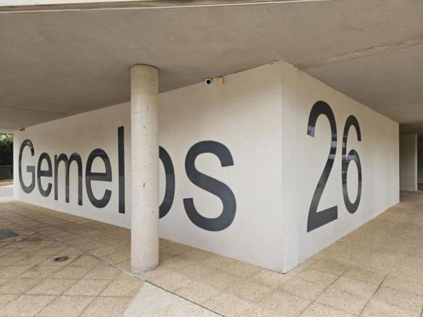 Piso en calle Derramador, 10