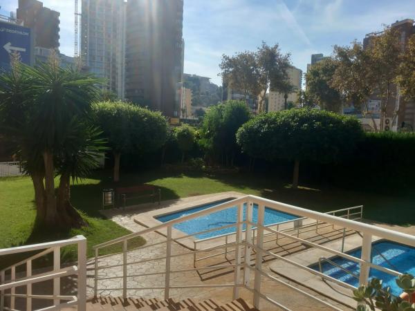 Piso en avenida ametlla de mar, 3