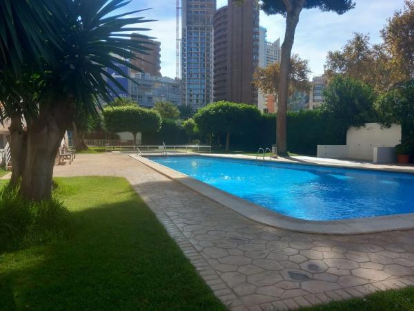 Piso en avenida ametlla de mar, 3