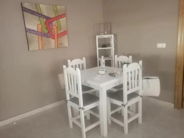 Piso en calle de viena, 6 b