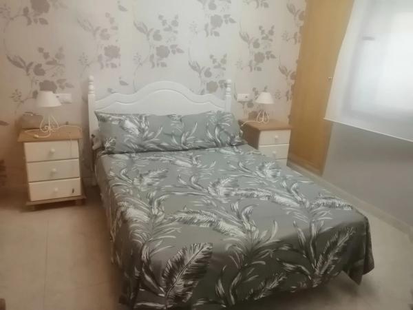 Piso en calle de viena, 6 b