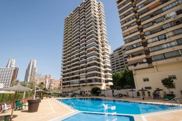 Estudio en avenida Juan Fuster Zaragoza, 3