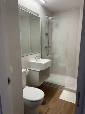 Estudio en avenida Juan Fuster Zaragoza, 3