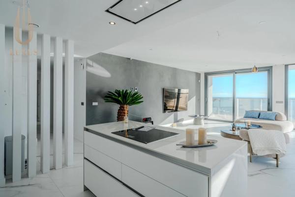 Piso en avenida República Argentina