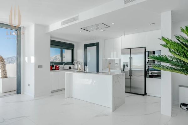 Piso en avenida República Argentina