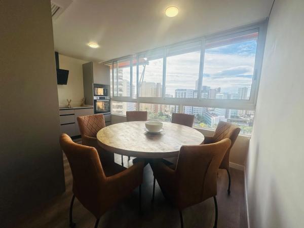 Piso en avenida Juan Fuster Zaragoza, 6