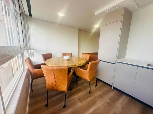 Piso en avenida Juan Fuster Zaragoza, 6