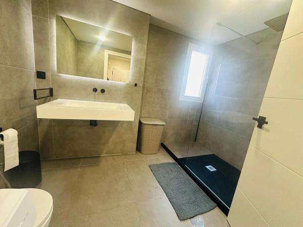 Piso en avenida Juan Fuster Zaragoza, 6