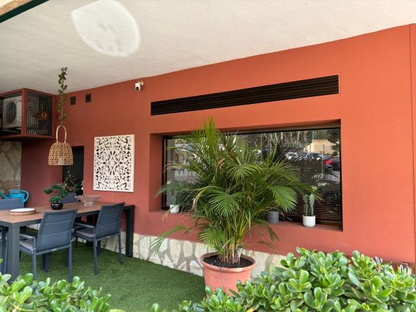 Piso en avenida Marina Baixa, 2