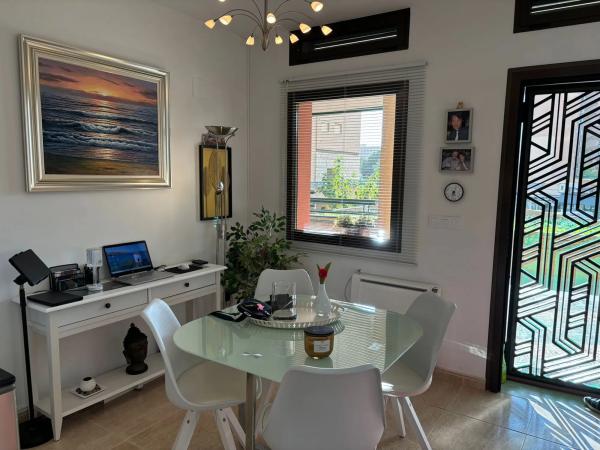 Piso en avenida Marina Baixa, 2