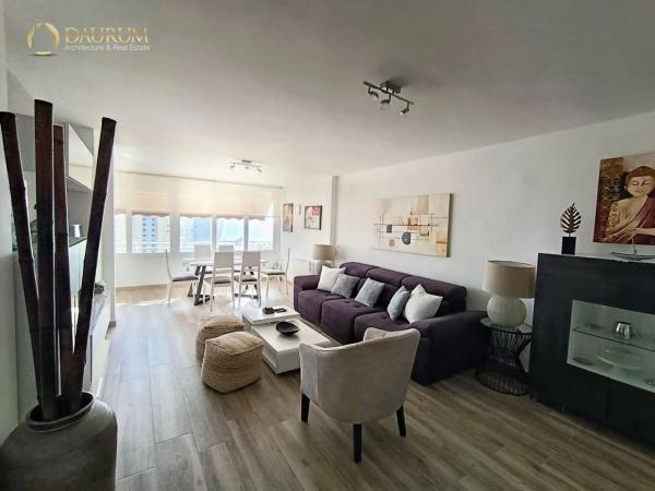 Piso en avenida de la Marina Baixa