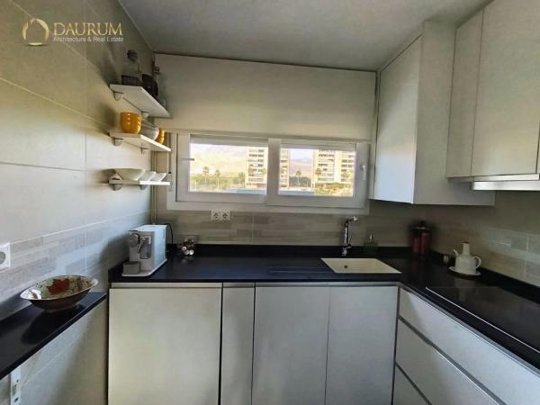 Piso en avenida de la Marina Baixa