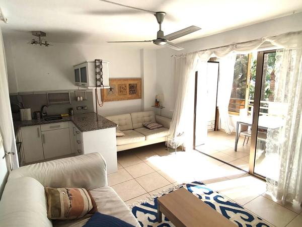 Piso en calle Altea, 4