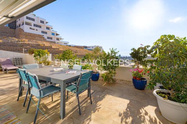 Piso en calle de Guatemala, 2