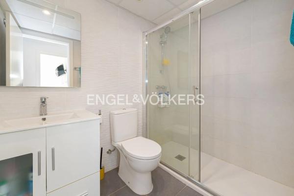 Piso en calle de Guatemala, 2