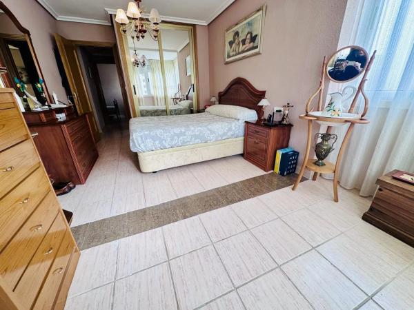 Piso en avenida de la Marina Baixa