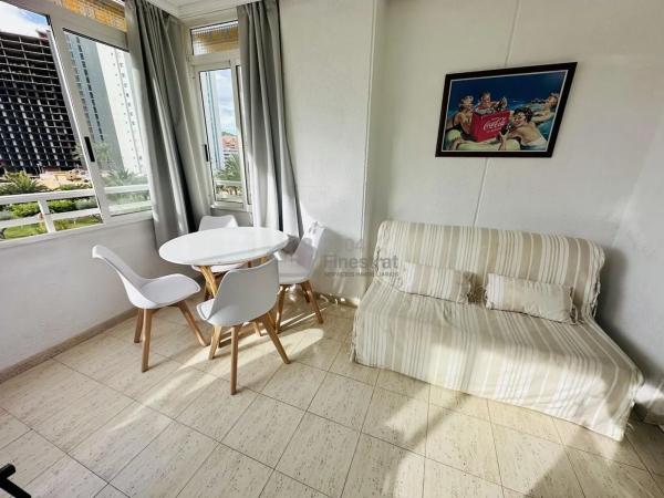 Piso en avenida de la Marina Baixa