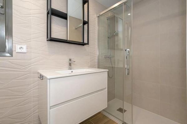 Piso en calle de Colombia, 7